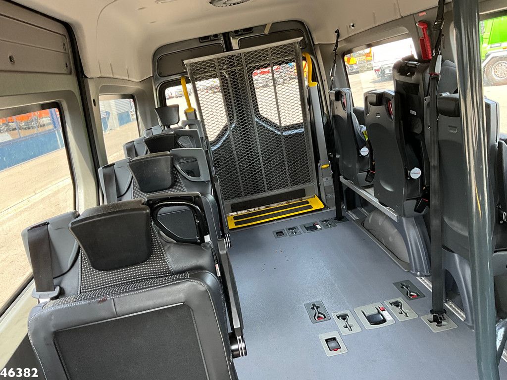 Volkswagen E-Crafter 100% Elektrisch 9 persoon + 2 rolstoelvervoer