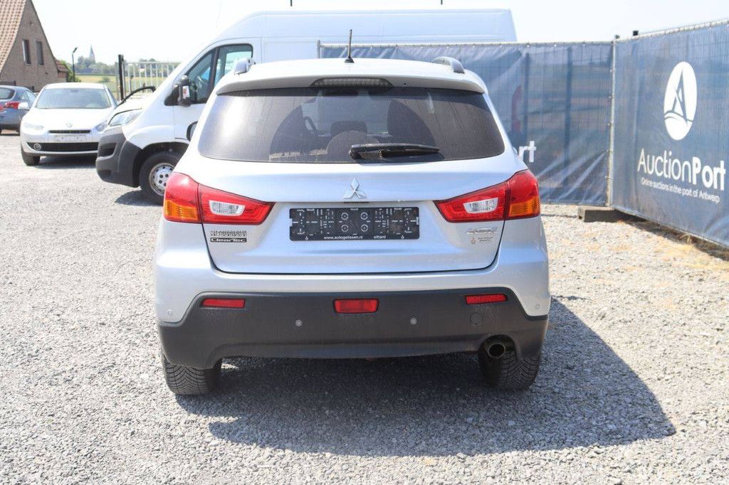 SUV Mitsubishi ASX Benzin 117 PS 2012