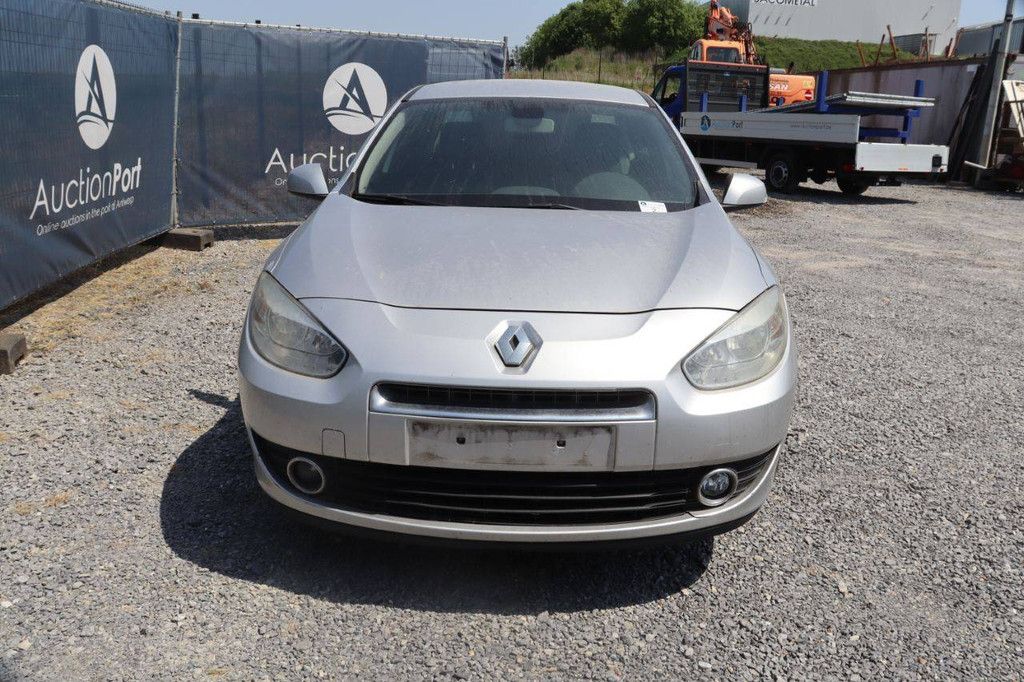Pkw Renault Fluence Diesel 106 PS 2010