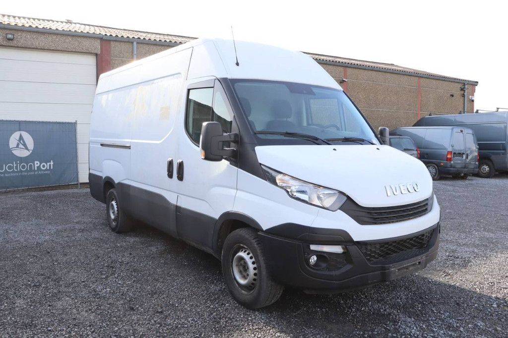 Bestelwagen IVECO Daily Diesel 2019