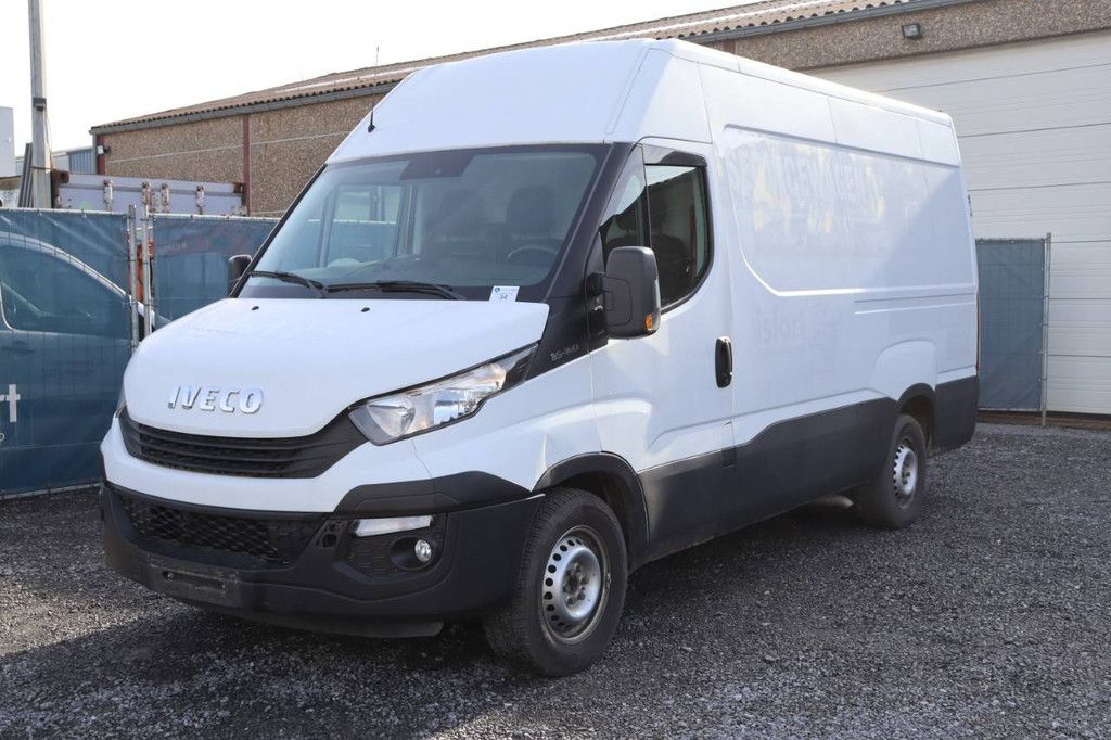 Bestelwagen IVECO Daily Diesel 2019