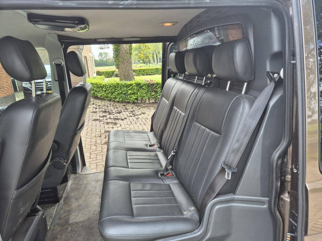 Pkw Volkswagen Transporter Diesel 180 PS 2015