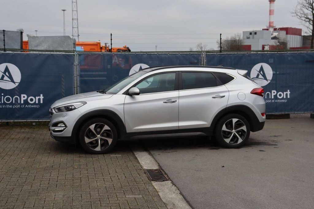 SUV Hyundai Tucson Benzin 177 PS 2016 (Marge)