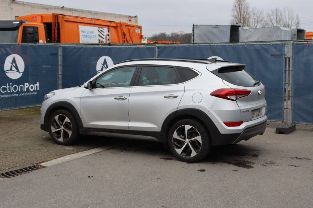 SUV Hyundai Tucson Benzin 177 PS 2016 (Marge)