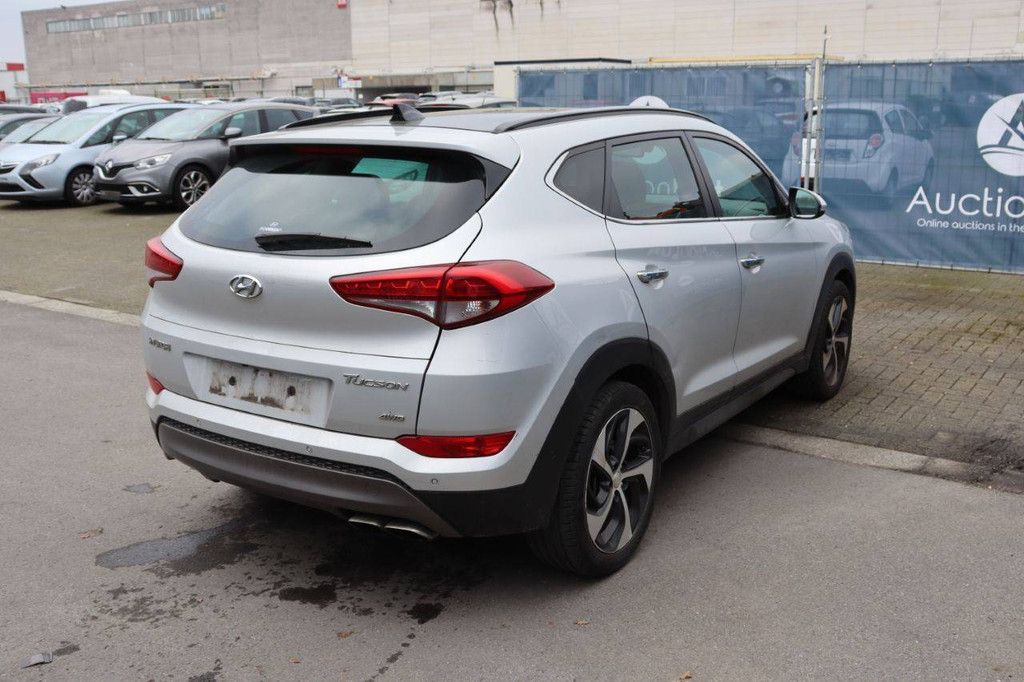 SUV Hyundai Tucson Benzin 177 PS 2016 (Marge)