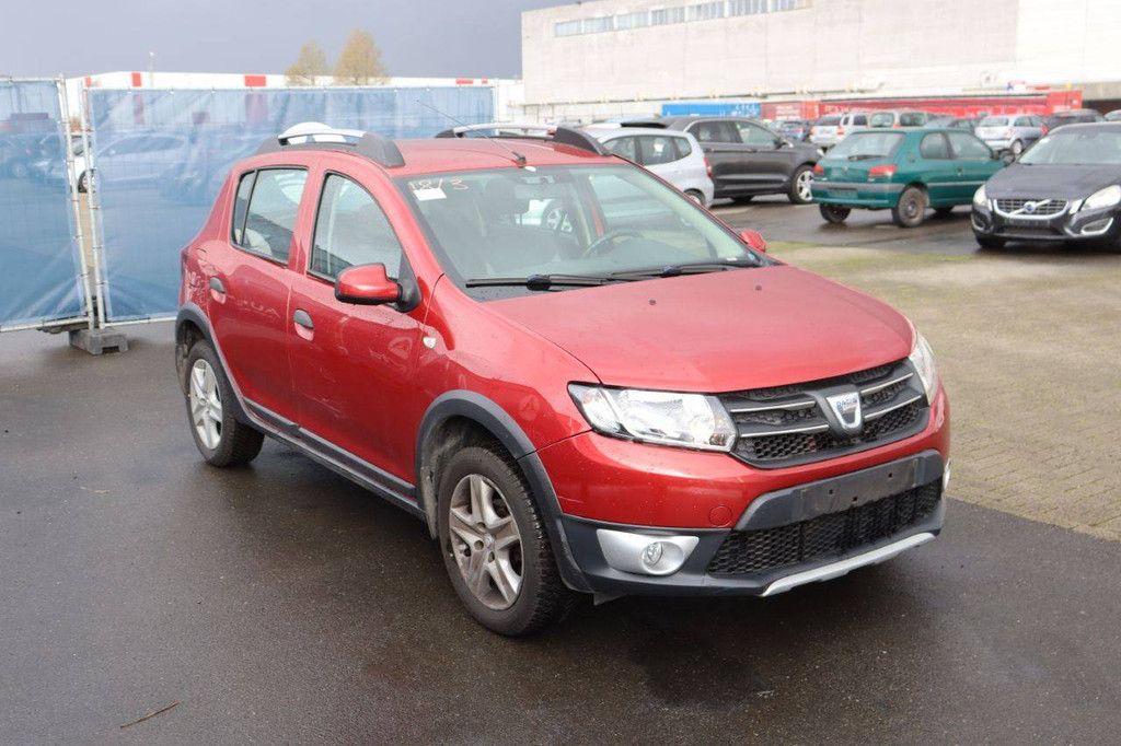 Pkw Dacia Sandero Benzin 90 PS 2013 (Margin)