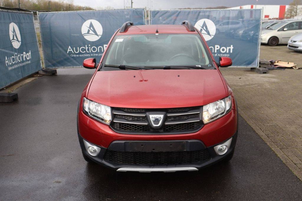Pkw Dacia Sandero Benzin 90 PS 2013 (Margin)