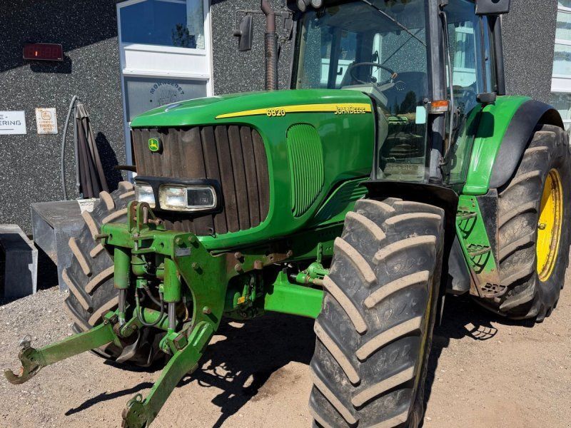 John Deere 6820 Rigtigt fin 135 HK