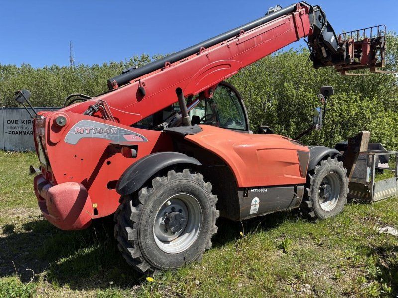 Manitou MT1440A ST3B