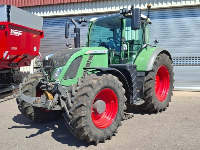 Fendt 718 Vario SCR