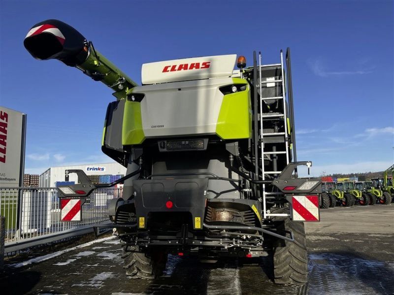 Claas LEXION 7500 VARIO 930