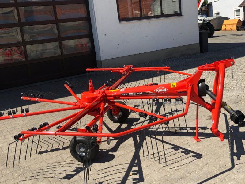Kuhn GA 300 GM
