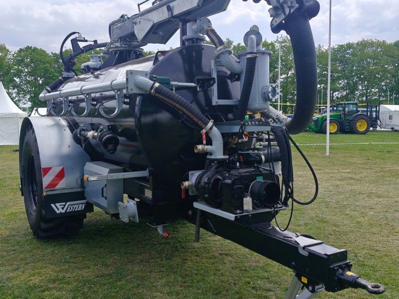 Western WF8LS Ses på Roskilde Dyrskue