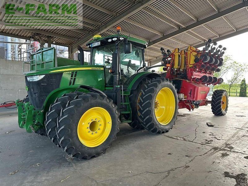 John Deere 7200r