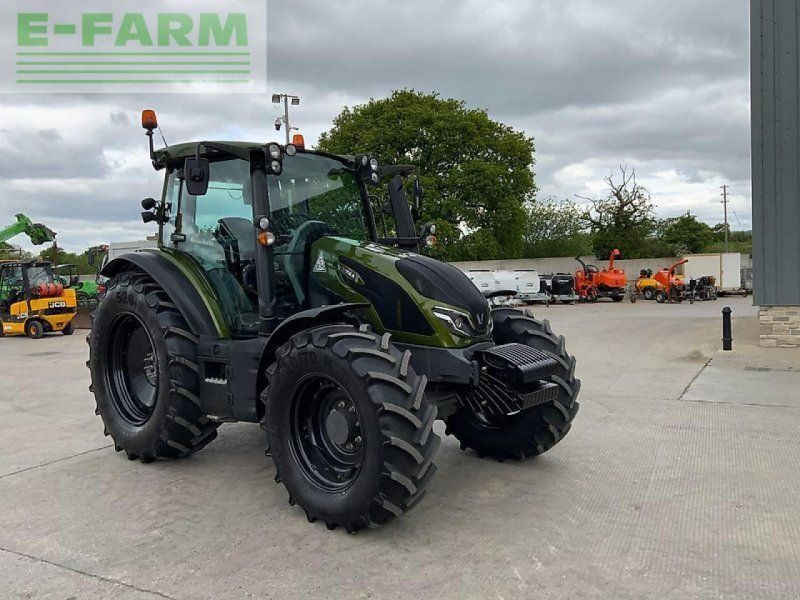 Valtra g135 active  (st26596)