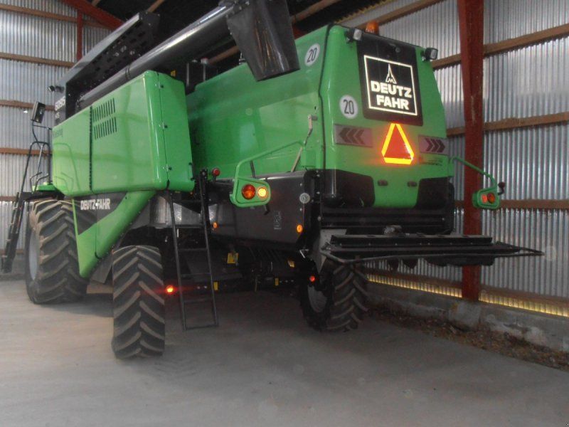 Deutz-Fahr 6095 HTS 24 fod med rapsforsats mejetærsker