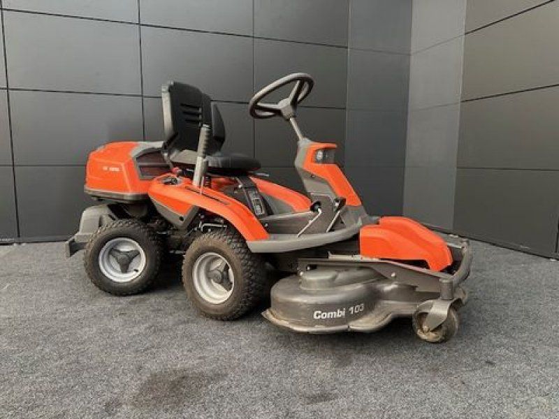 Husqvarna Rider R316TsX AWD mit 103cm Mähdeck,