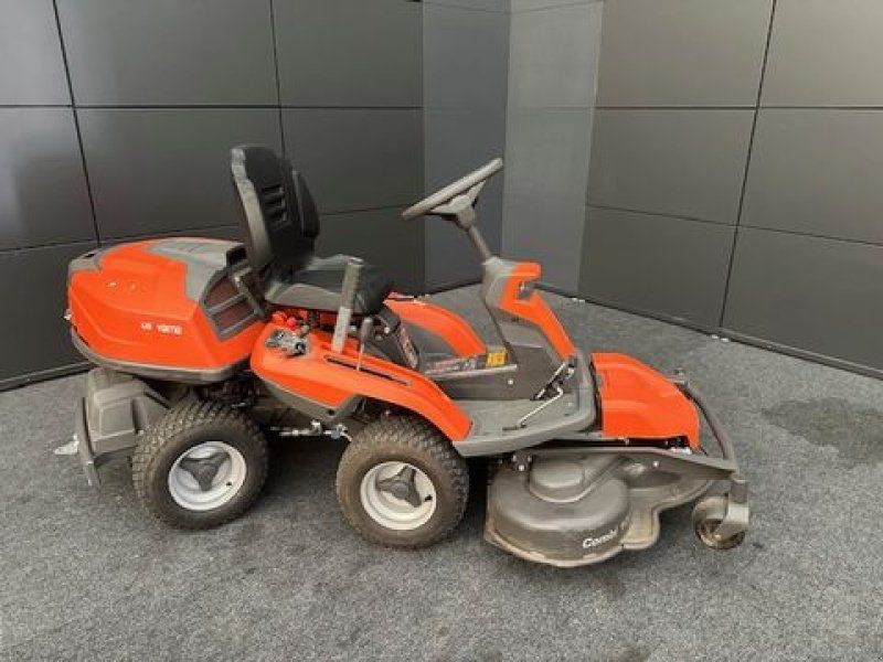 Husqvarna Rider R316TsX AWD mit 103cm Mähdeck,