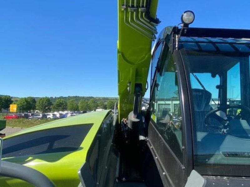 Claas SCORPION 742 VARIPOWER