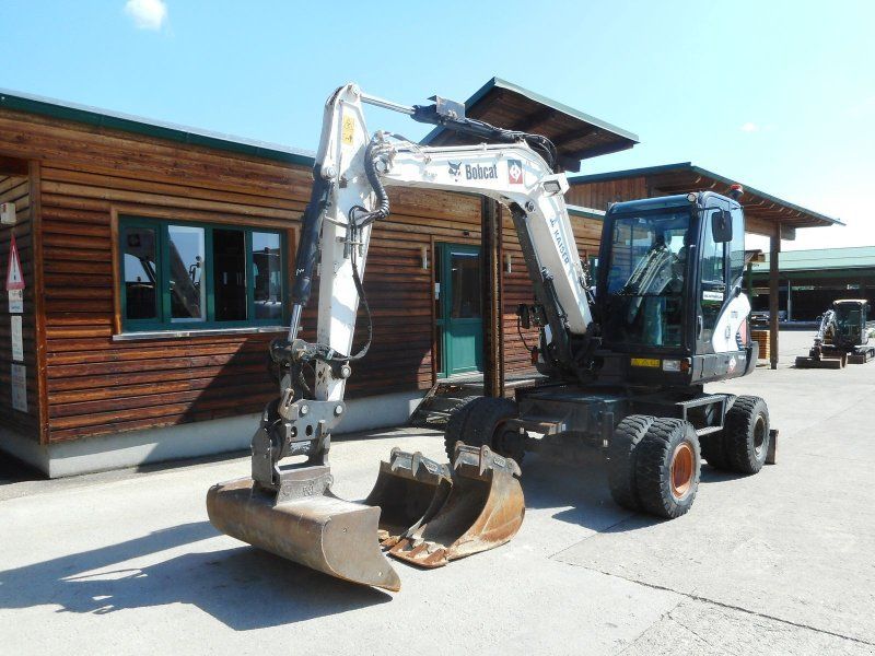 BOBCAT E57W mit POWERTILT + Straßenzul.