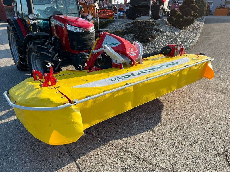 Pöttinger Novacat F 3100