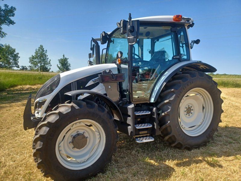 Valtra A 115 MH 4 es Model