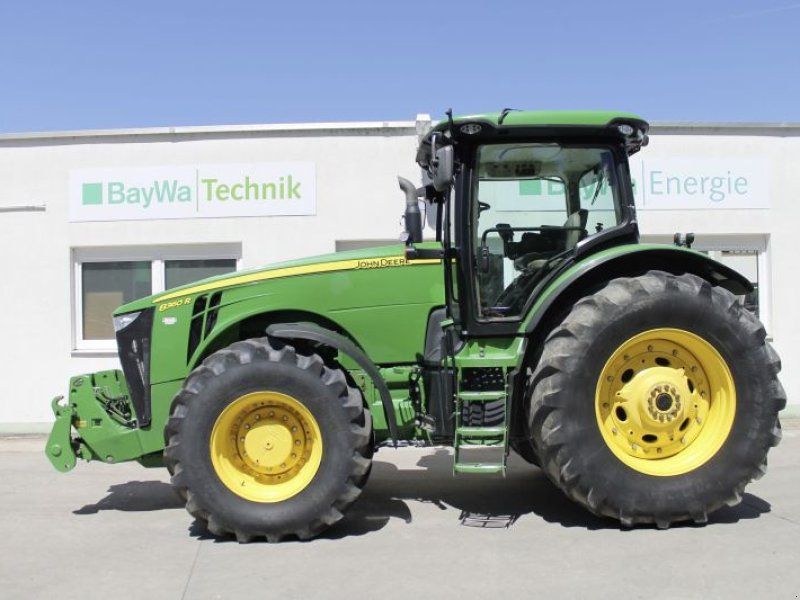 John Deere 8360R