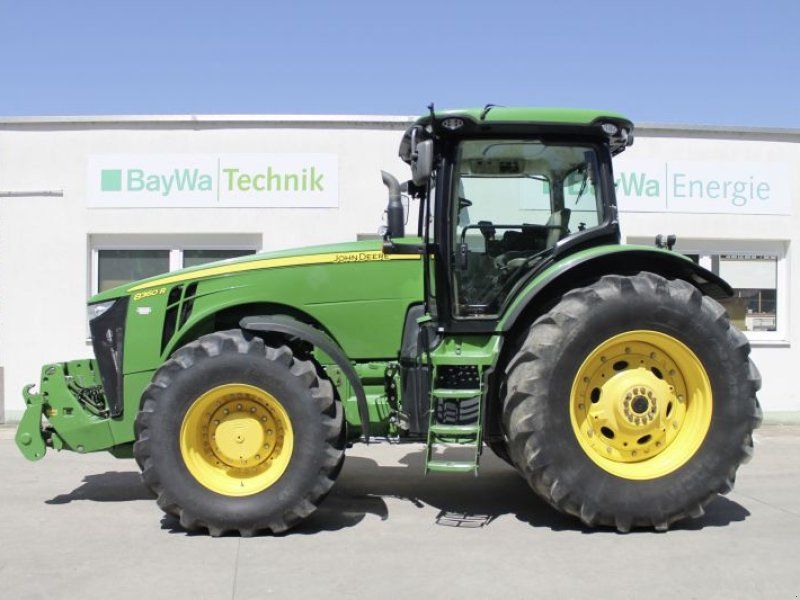 John Deere 8360R