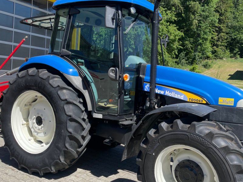 New Holland T5010