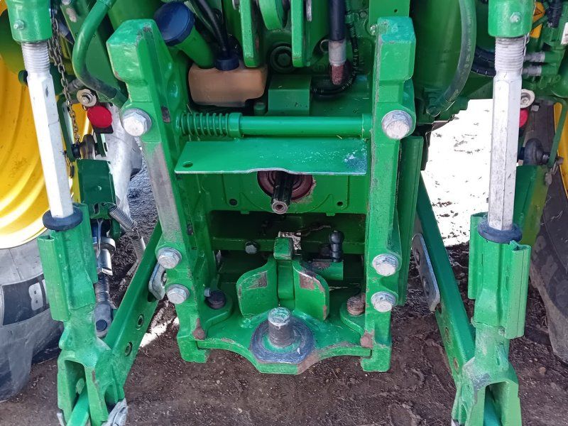 John Deere 6R150