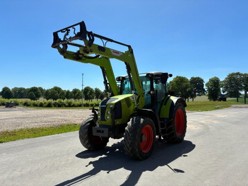 Claas Arion 440