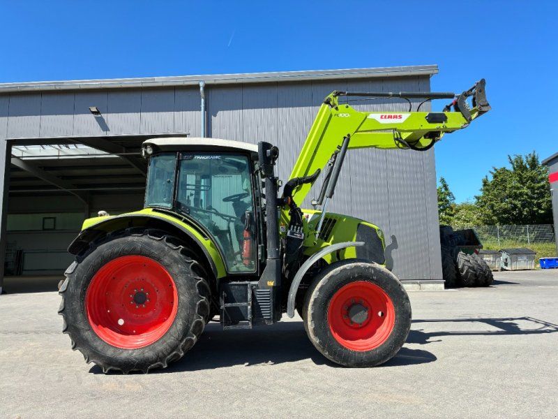 Claas Arion 440