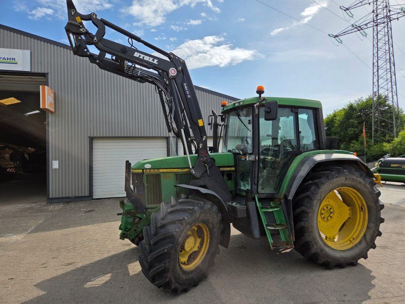 John Deere 6600