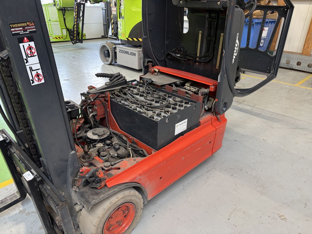 Linde E14-02-335