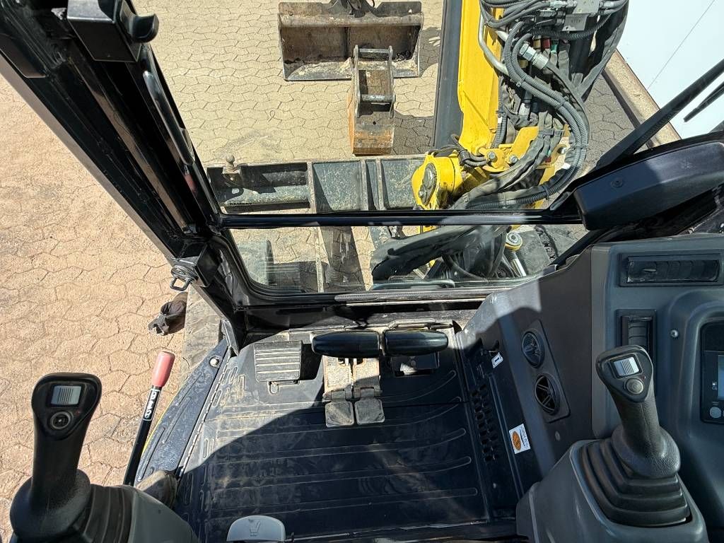 Yanmar VIO50-6A - Tilting Bucket / 2 Buckets Included