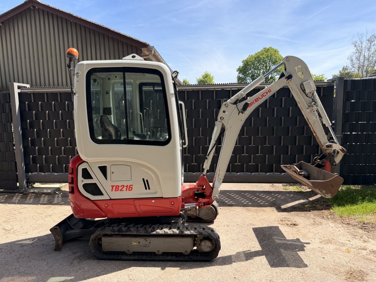Takeuchi TB216 graafmachine kubota hitachi yanmar bobcat