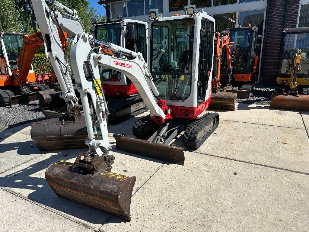 Takeuchi TB 216 2 st. 2016 en 2017