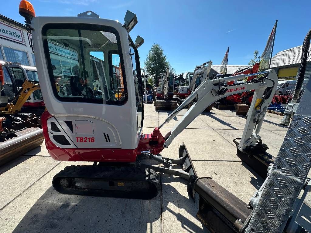 Takeuchi TB 216 2 st. 2016 en 2017