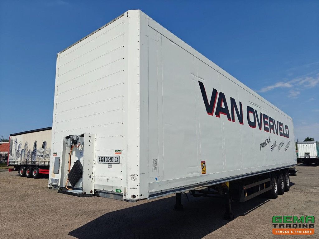 Schmitz SKO 24 Enclosed Body - Galvanized Chassis - 3-Axle SAF - Disc Brakes