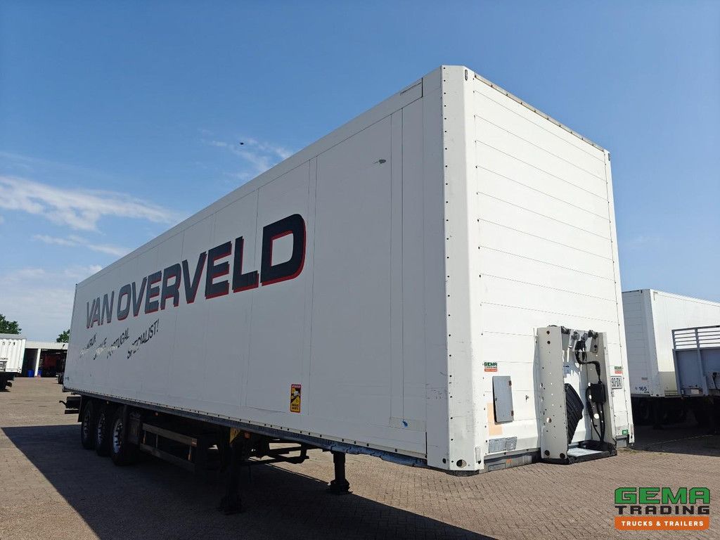 Schmitz SKO 24 Enclosed Body - Galvanized Chassis - 3-Axle SAF - Disc Brakes