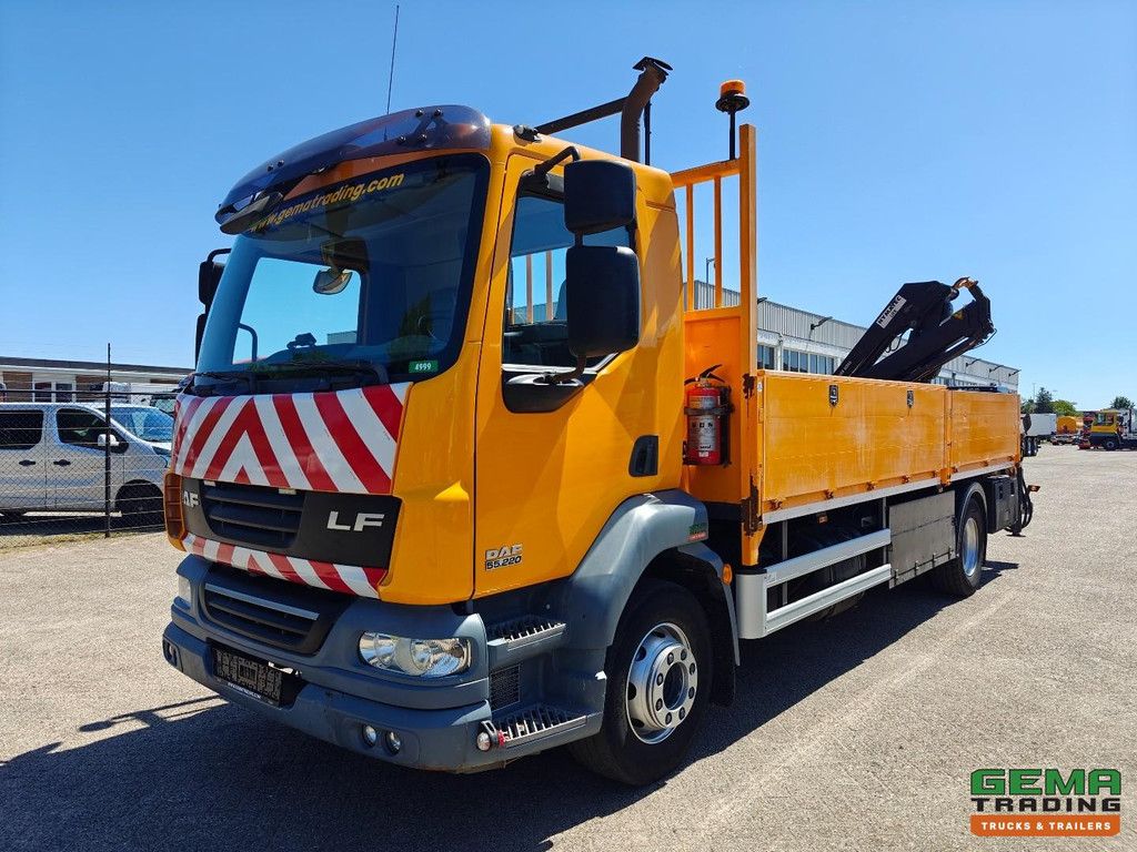 DAF FA LF55.220 4x2 Tageskabine Euro5 16T - Offene Ladefläche mit Bordwänden 5,5 m + Hiab 088 E-2 Fernbedienung - Vollstahl - Schaltgetriebe - Klimaanlage