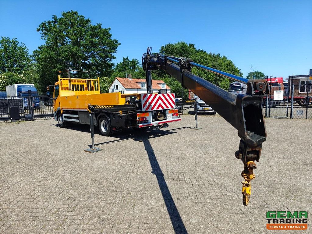 DAF FA LF55.220 4x2 Tageskabine Euro5 16T - Offene Ladefläche mit Bordwänden 5,5 m + Hiab 088 E-2 Fernbedienung - Vollstahl - Schaltgetriebe - Klimaanlage