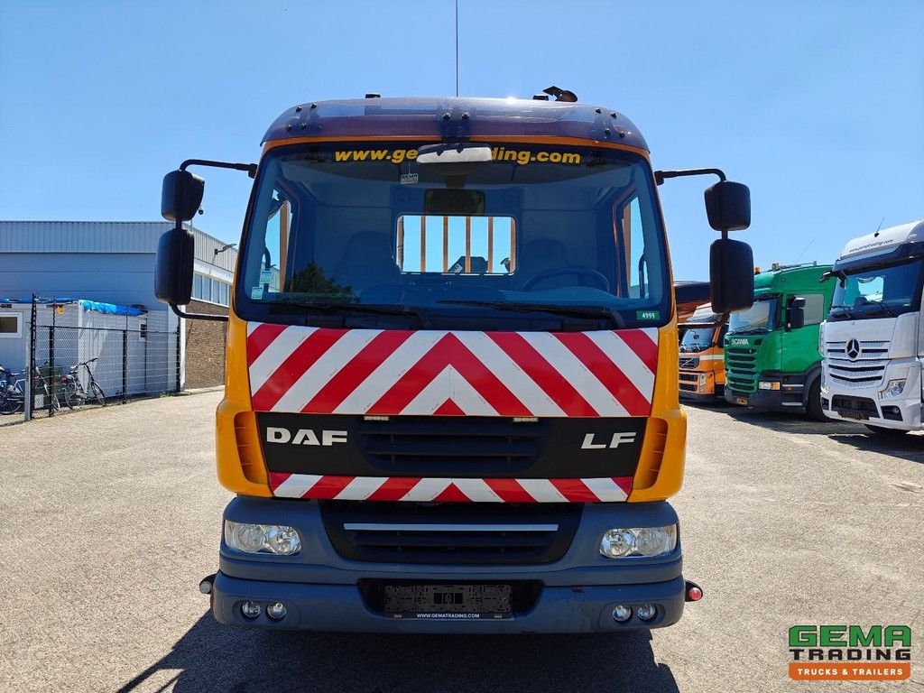 DAF FA LF55.220 4x2 Tageskabine Euro5 16T - Offene Ladefläche mit Bordwänden 5,5 m + Hiab 088 E-2 Fernbedienung - Vollstahl - Schaltgetriebe - Klimaanlage