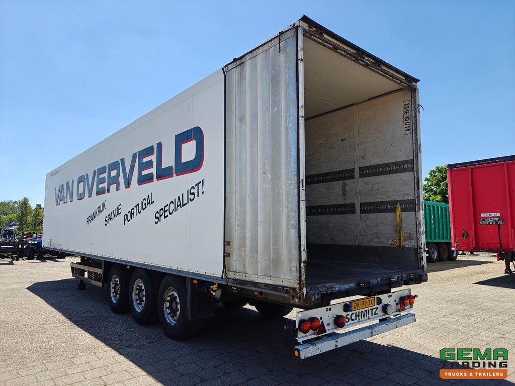 Schmitz SKO 24 Enclosed Body 13.6 Meters - Galvanized Chassis - 2 Lift Axles - 3 SAF Axles - Disc Brakes