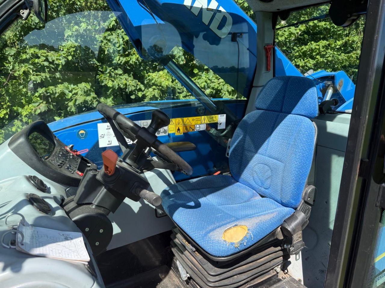 New Holland LM 7.35 verreiker