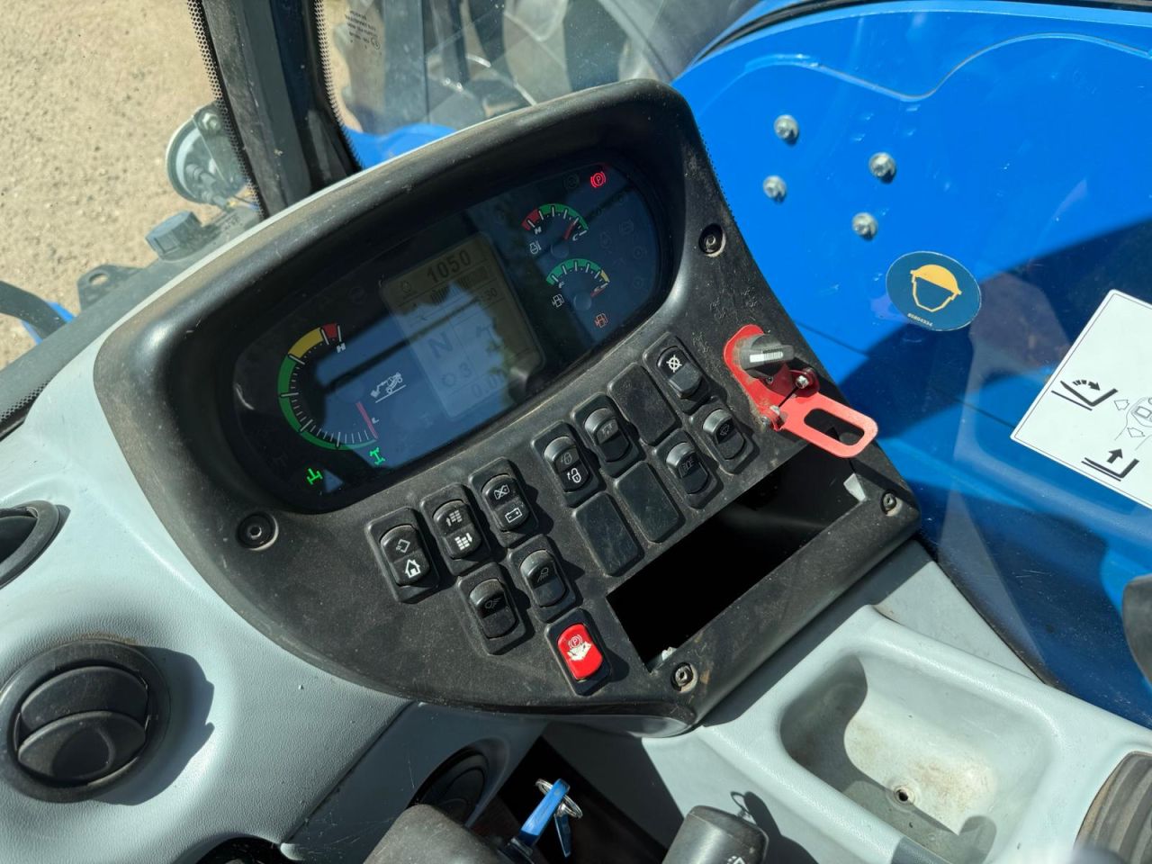 New Holland LM 7.35 verreiker