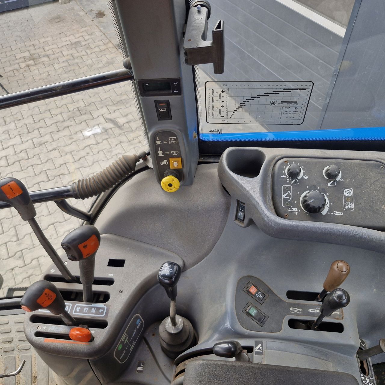 New holland ts110