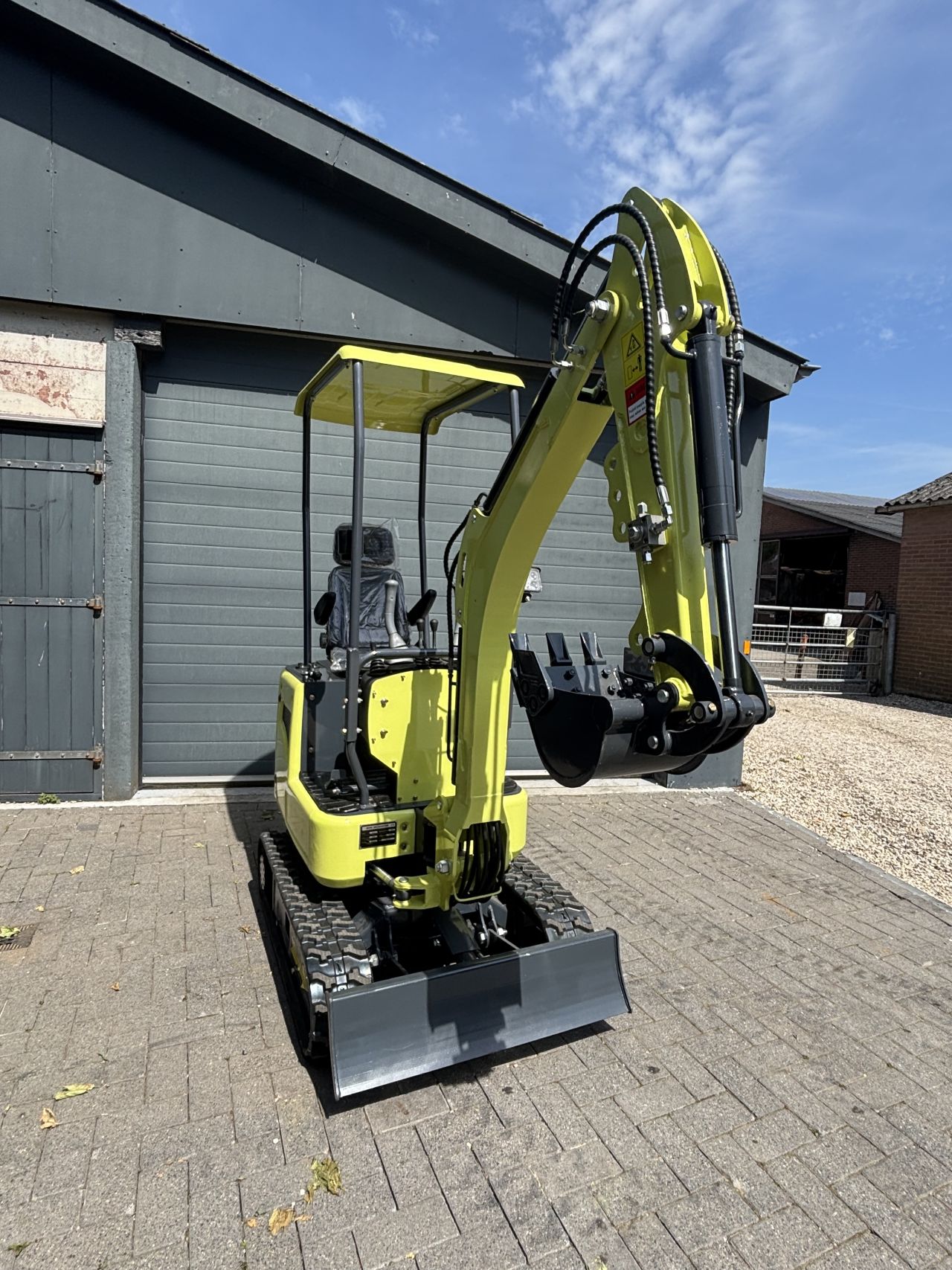 JMH minigraver 1000 kg zwenkgiek