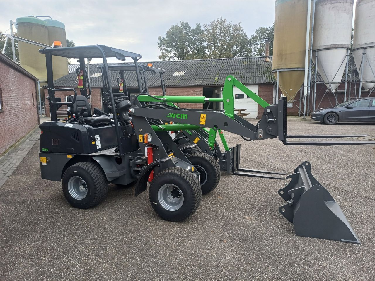 Mini shovel WCM 606