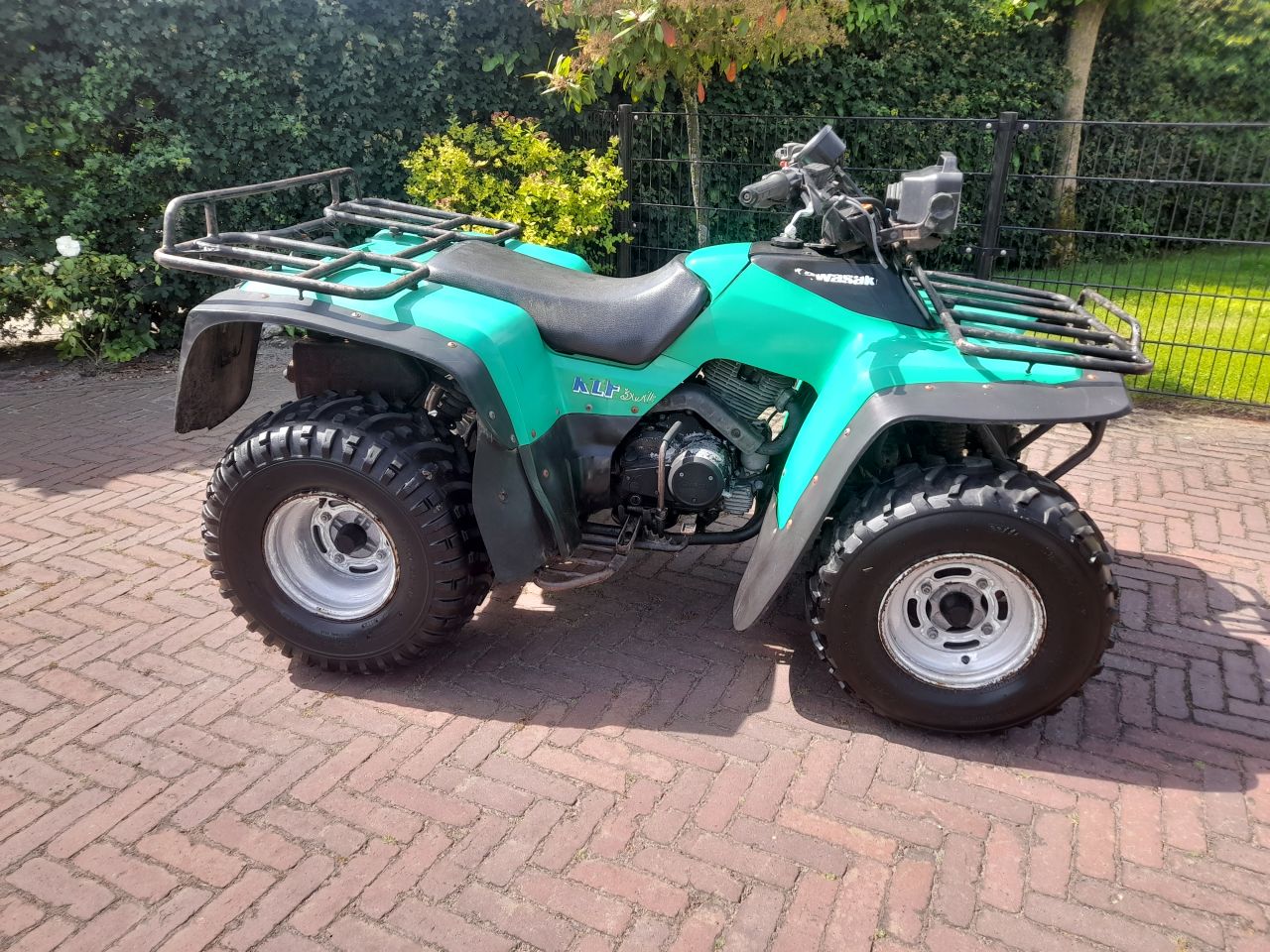 Kawasaki KLF 300 Quad landbouwquad